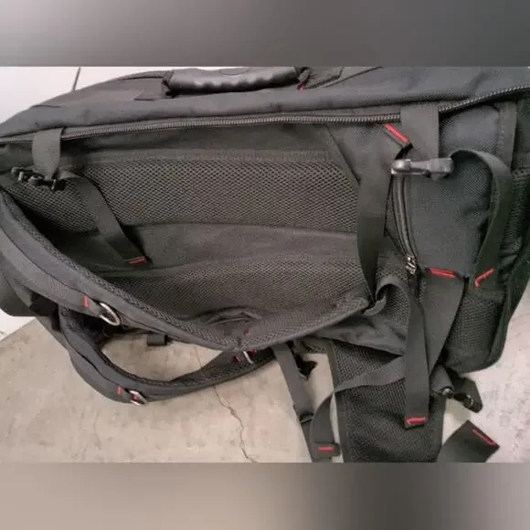 Kaka 40L Travel/Laptop Convertible Bag - Picture 4 of 11